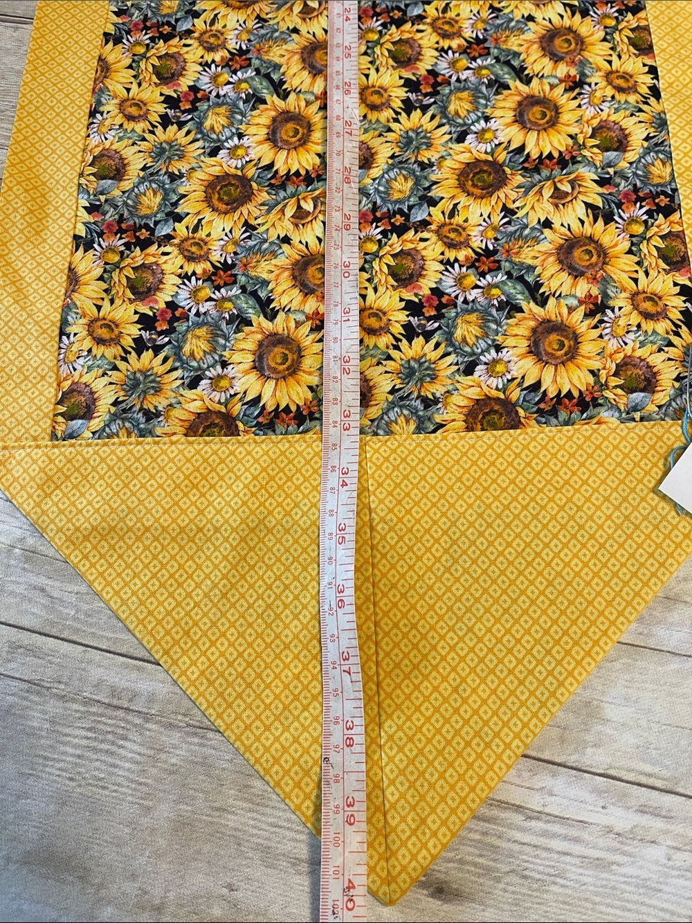 NWT Table Runner Sunflower Decor Black & Yellow Two Sided Cotton - Picture 3 of 8